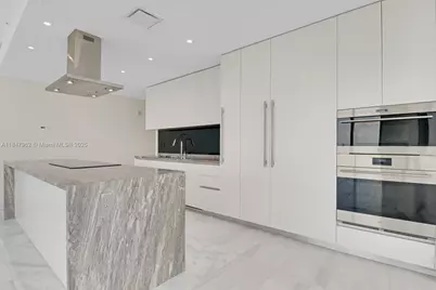 700 NE 26th Ter #1101, Miami, FL 33137 - Photo 14