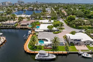 2681 NE 9th Ct, Pompano Beach, FL 33062 - Photo 2