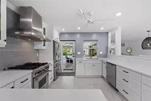 2681 NE 9th Ct, Pompano Beach, FL 33062 - Photo 18