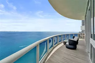 15901 Collins Ave, Sunny Isles Beach, FL 33160 - Photo 2