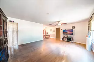 5103 NW 54th Ct, Tamarac, FL 33319 - Photo 4