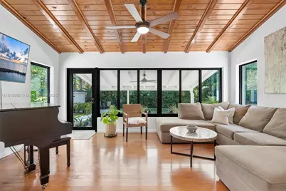 10551 NE 3rd Ave, Miami Shores, FL 33138 - Photo 28