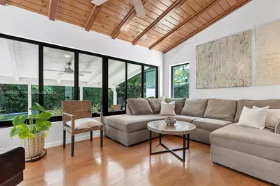 10551 NE 3rd Ave, Miami Shores, FL 33138 - Photo 30