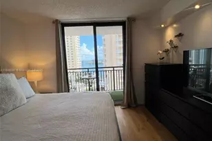 540 Brickell Key Dr, Miami, FL 33131 - Photo 18