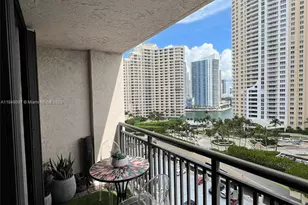 540 Brickell Key Dr, Miami, FL 33131 - Photo 22