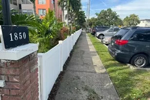 1850 NE 169th St, North Miami Beach, FL 33162 - Photo 4