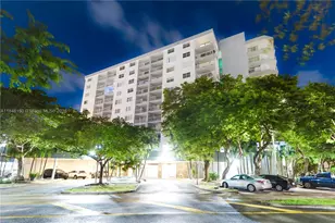6900 Bay Dr, Miami Beach, FL 33141 - Photo 1