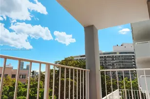 6900 Bay Dr, Miami Beach, FL 33141 - Photo 8