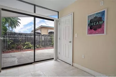 52 E 50th Pl, Hialeah, FL 33013 - Photo 22