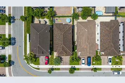 3345 W 95th Ter, Hialeah, FL 33018 - Photo 4