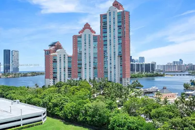 3300 NE 191st St #1213, Aventura, FL 33180 - Photo 32