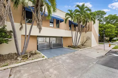 101 Madeira Ave, Coral Gables, FL 33134 - Photo 6