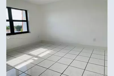 1325 W 68th St #514, Hialeah, FL 33014 - Photo 14