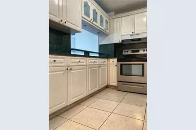 1325 W 68th St #514, Hialeah, FL 33014 - Photo 8