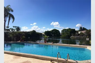1325 W 68th St #514, Hialeah, FL 33014 - Photo 2