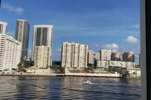 100 Golden Isles Dr, Hallandale Beach, FL 33009 - Photo 34