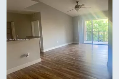 7930 N Nob Hill #304, Tamarac, FL 33321 - Photo 4