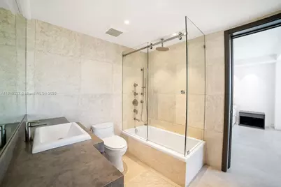 10155 Collins Ave #1710, Bal Harbour, FL 33154 - Photo 34