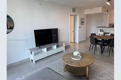 1155 Brickell Bay Dr #307, Miami, FL 33131 - Photo 6