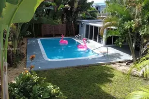 1419 N 16th Ct, Hollywood, FL 33020 - Photo 1