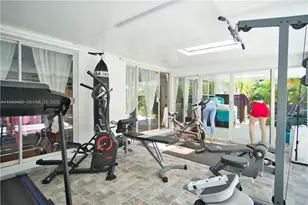 1419 N 16th Ct, Hollywood, FL 33020 - Photo 12