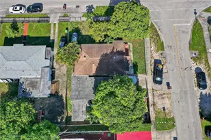 3581 W 2nd Ave, Hialeah, FL 33012 - Photo 32