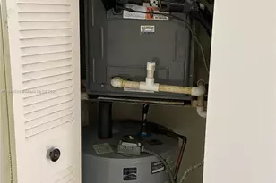 440 E 23rd St, Hialeah, FL 33013 - Photo 12