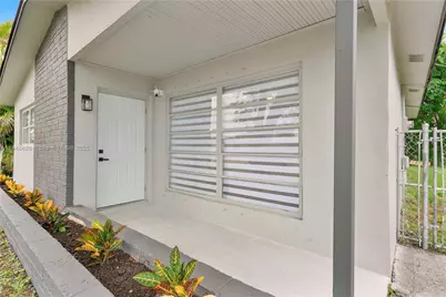 9731 NW 24th Pl, Sunrise, FL 33322 - Photo 4