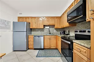 5161 Collins Ave, Miami Beach, FL 33140 - Photo 12