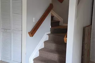 1084 SE 13th Ave, Homestead, FL 33035 - Photo 10