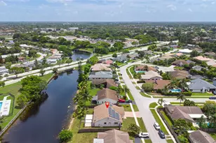 7921 NW 90th Ave, Tamarac, FL 33321 - Photo 4