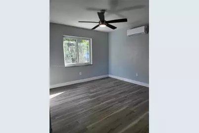 123 NW 59th St #C, Miami, FL 33127 - Photo 6