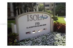 770 Claughton Island Dr, Miami, FL 33131 - Photo 1