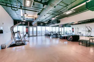 601 NE 36th St, Miami, FL 33137 - Photo 16