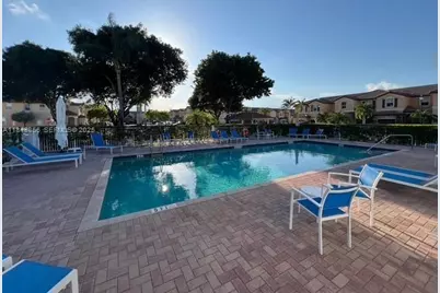 11290 NW 88th Ter, Doral, FL 33178 - Photo 24