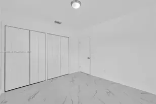 3400 W 13th Ave, Hialeah, FL 33012 - Photo 16