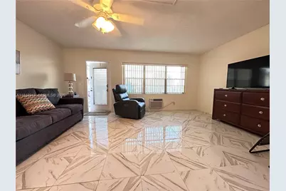 569 Fanshaw N #569, Boca Raton, FL 33434 - Photo 1