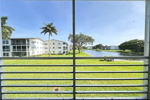 569 Fanshaw N, Boca Raton, FL 33434 - Photo 4