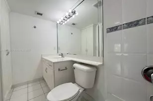 2415 NW 16th St Rd, Miami, FL 33125 - Photo 16