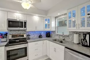 5860 NW 44th St, Lauderhill, FL 33319 - Photo 6