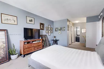 4330 Hillcrest Dr #519, Hollywood, FL 33021 - Photo 22