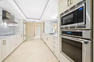 10205 Collins Ave, Bal Harbour, FL 33154 - Photo 16