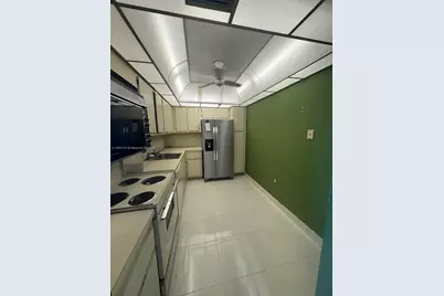 20505 E Country Club Dr #835, Aventura, FL 33180 - Photo 14