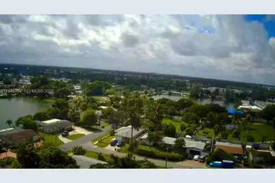 204 SW 7th Ave, Hallandale Beach, FL 33009 - Photo 44