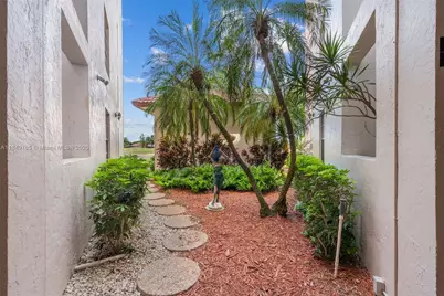 3485 Environ Blvd #C205, Lauderhill, FL 33319 - Photo 2
