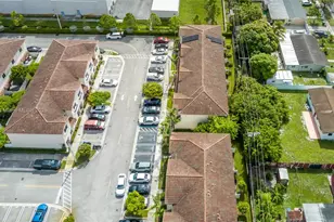 2820 NW 180th St, Miami Gardens, FL 33056 - Photo 34