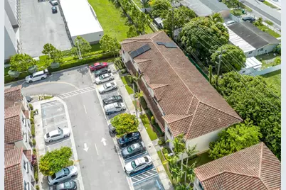 2820 NW 180th St, Miami Gardens, FL 33056 - Photo 32