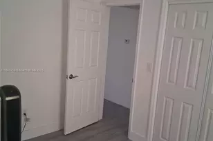 400 NE 161st St, Miami, FL 33162 - Photo 6