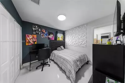 18858 NW 63rd Ct Cir, Hialeah, FL 33015 - Photo 18