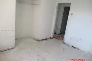 18410 NW 42nd Ave, Miami Gardens, FL 33055 - Photo 38